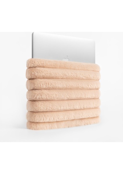 Puffy Laptop Kılıfı 13” 14” 15” – MacBook Air & Pro Uyumlu, Peluş, Mıknatıslı ve Yumuşak Koruma - Camel fırsatları