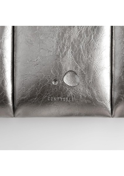 Suya Dayanıklı Askılı Puffy MacBook Air/pro Laptop Çantası - M5/m4/m3/m2/m1 Uyumlu - Gümüş indirimleri