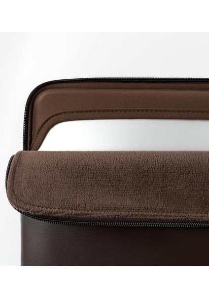 Suya Dayanıklı MacBook Air/pro Laptop Kılıfı - M5/m4/m3/m2/m1 Uyumlu - Çikolata fiyatları