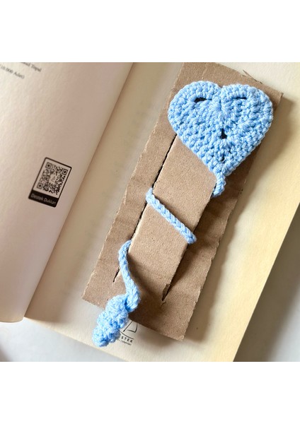 Amigurumi Örgü Kalpli Kitap Ayracı ( 4'lü Set - Kırmızı / Bebe Mavisi / Lacivert / Sarı ) fiyatları