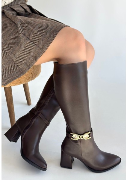 Sivri Burun Yandan Fermuarlı Diz Altı Topuklu Çizme Kahverengi Topuk Boyu 6 cm modelleri
