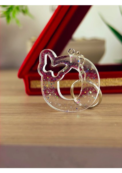 Harf Anahtarlık Kelebek Desenli Kişiye Özel Harf Anahtarlık El Yapımı Epoksi Anahtarlık Mağzamızda Bütün Harfler Mevcuttur