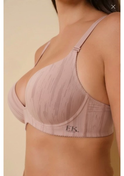 Lazer Kesim Dolgulu Push Up Sütyen - Kıyafet Altında Belli Olmaz