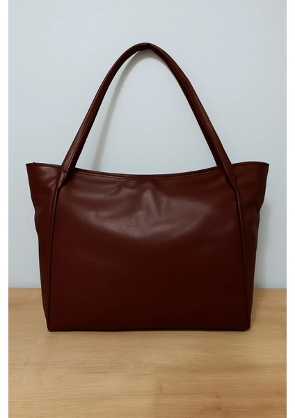 Geniş Şık Kadın Deri Omuz Çantası