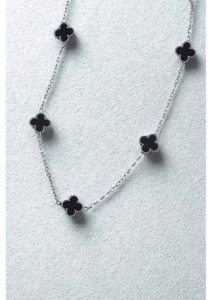 Hediye Takı için Kadın Kolye Silver Çelik Mini Siyah Mineli Yonca