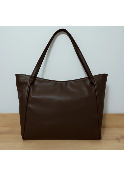 Geniş Şık Kadın Deri Omuz Çantası