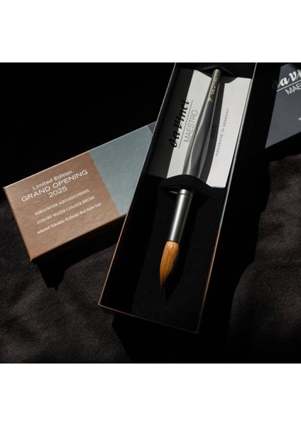 Limited Edition Maestro Özel Seri Kolinsky Samur Fırça No:20