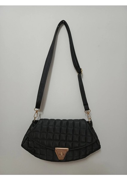 Şık ve Pratik Siyah Kapitone Çanta