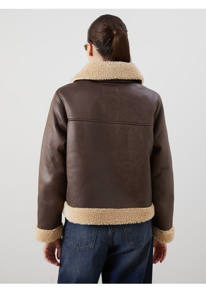 Yeni Sezon Kürk Yaka Kadın Deri Görünümlü Mont indirimleri