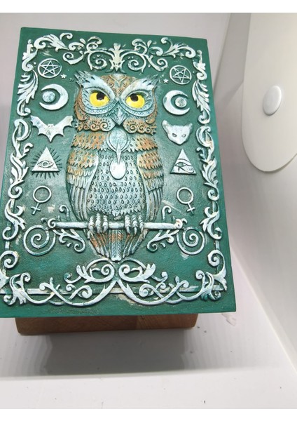 Baykuş Kabartmalı Dekoratif Kutu