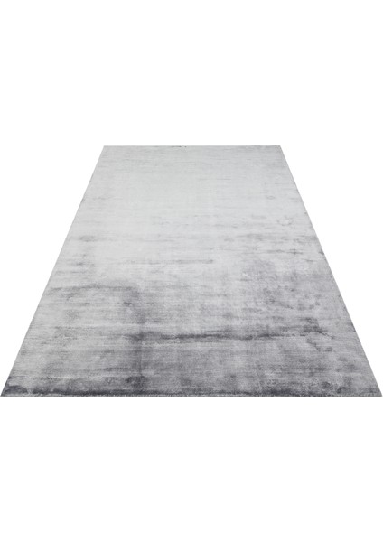 Pier Charcoal, El Dokuma Teknikleri ile %100 Naturel Viskondan Üretilen Sade Tek Renk Salon Halısı
