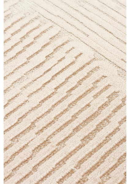 Aspendos 02 Gold, %100 Viskon Ipliğiyle Üretilmiş Parlaklııyla Her Dekora Uyum Sağlayan Salon Halısı fırsatları