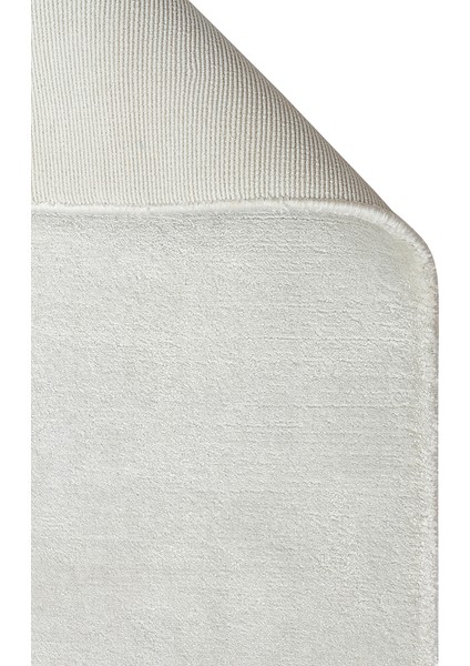 Pier Silver, El Dokuma Teknikleri ile %100 Naturel Viskondan Üretilen Sade Tek Renk Salon Halısı fiyatları