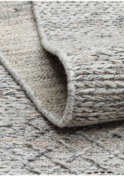 Lhasa Grey, Polyester, Yün ve Pamuk Karışımıyla Üretilen Dayanıklı ve Hasır Dokulu Halı modelleri