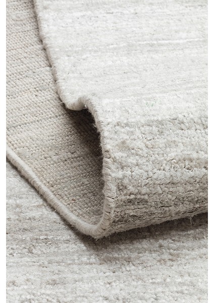 Osaka Beıge Ipek ve Yün ile Üretilen Yüksek Kaliteli %100 El Dokuması Sade & Düz Salon Halısı modelleri