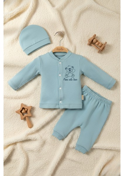 Turkuaz Ayıcık Baskılı 3'lü Bebek Takımı (Hırka, Pantolon ve Şapka)