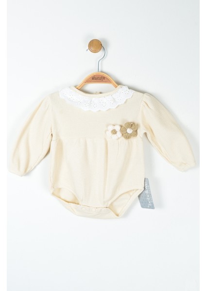 Krem Rengi Fisto Yaka ve Örgü Çiçek Detaylı Kız Bebek Body/tulum ve Saç Bandı fırsatları