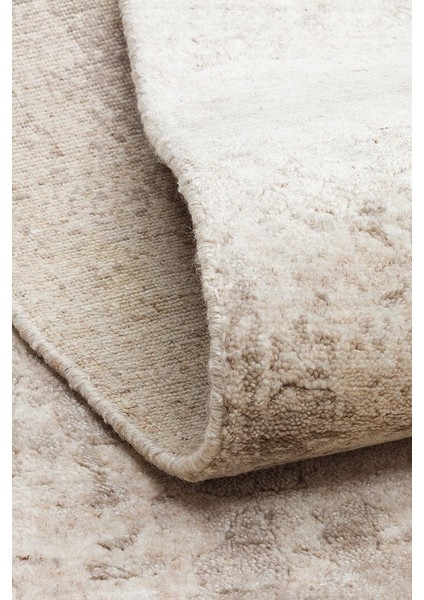 Grace Natural Beıge, Kendinden Desenli Yün, Viskon ve Pamuk Karışımlı Desenli Zarif Salon Halısı modelleri