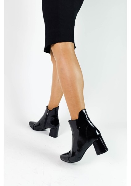 Hakiki Deri Siyah Rugan Fermuarlı Kalın Topuk Kadın Bot modelleri
