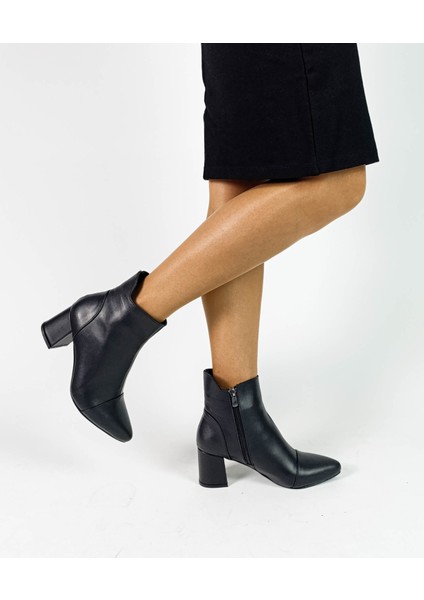Hakiki Deri Siyah Mat Renk Fermuarlı Kalın Topuk Kadın Bot modelleri