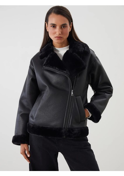 Lcwaıkıkı Classic Siyah Kürk Yaka Kadın Deri Görünümlü Mont