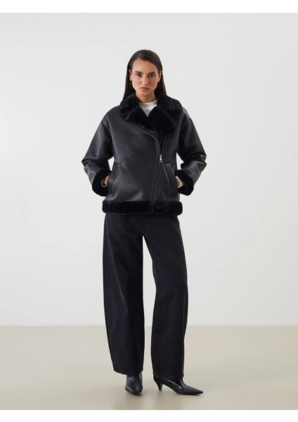 Lcwaıkıkı Classic Siyah Kürk Yaka Kadın Deri Görünümlü Mont fiyatları