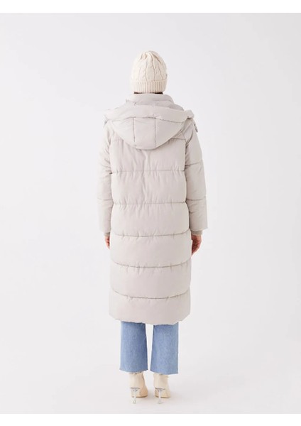 Lcwaıkıkı Classic Gri Kapüşonlu Düz Oversize Kadın Şişme Mont fırsatları