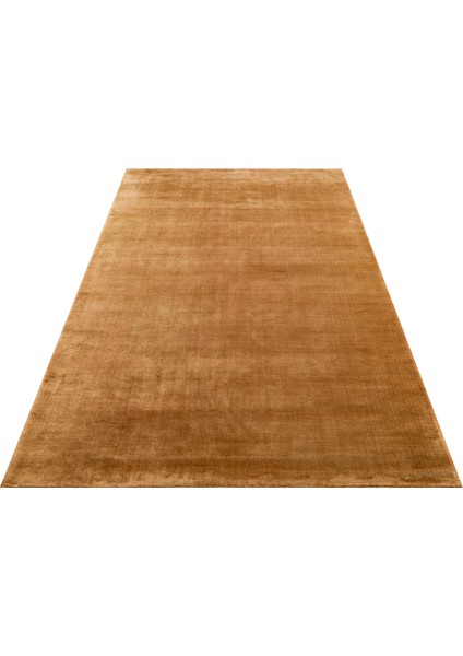 Letat Caramel, El Dokuma Teknikleri ile %100 Yeni Zelanda Yünü ile Üretilmiş Sade ve Modern Halı