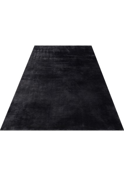 Letat Slate, El Dokuma Teknikleri ile %100 Yeni Zelanda Yünü ile Üretilmiş Sade ve Modern Halı