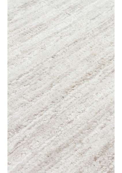 Osaka Sılver Ipek ve Yün ile Üretilen Yüksek Kaliteli %100 El Dokuması Sade & Düz Salon Halısı fırsatları