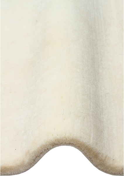 Letat Ivory, El Dokuma Teknikleri ile %100 Yeni Zelanda Yünü ile Üretilmiş Sade ve Modern Halı modelleri