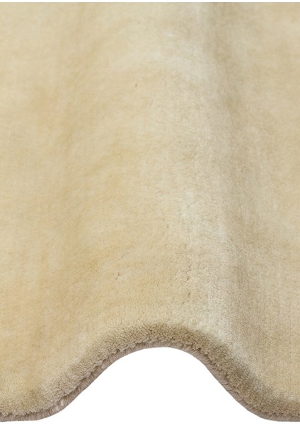 Letat Beıge, El Dokuma Teknikleri ile %100 Yeni Zelanda Yünü ile Üretilmiş Sade ve Modern Halı modelleri