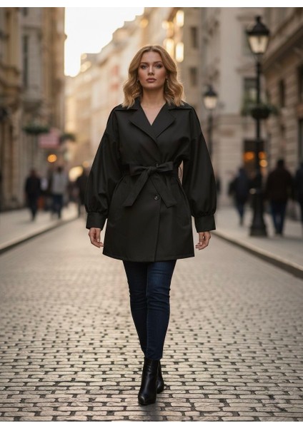 Balon Kol Kuşaklı Siyah Mini Boy Yağmurluk/ceket