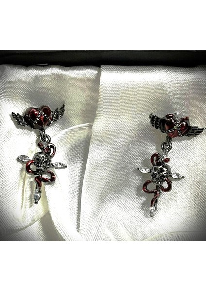 Punk Pinterest Küpe