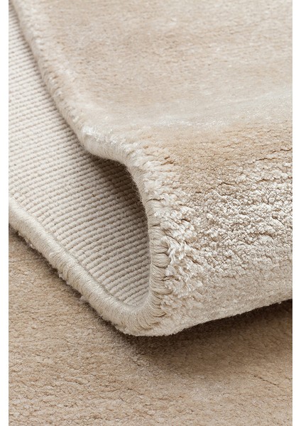 Pier Sand, El Dokuma Teknikleri ile %100 Naturel Viskondan Üretilen Sade Tek Renk Salon Halısı modelleri