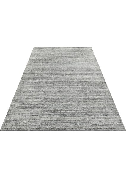 Osaka Grey Ipek ve Yün ile Üretilen Yüksek Kaliteli %100 El Dokuması Sade & Düz Salon Halısı