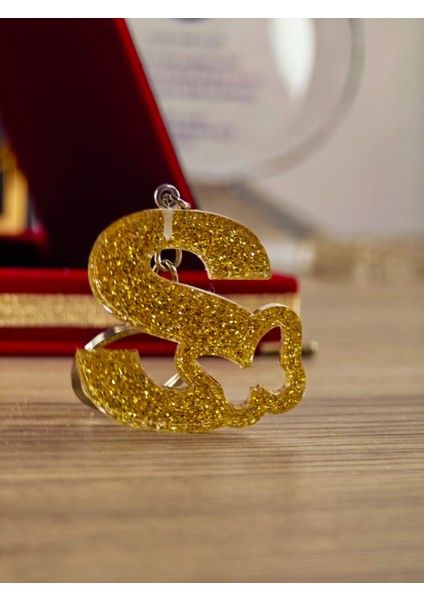 Harf Anahtarlık El Yapımı Epoksi Anahtarlık Kişiyeözel Hediyelik Ürün Harfli Anahtarlık Kelebek Desenli Anahtarlık