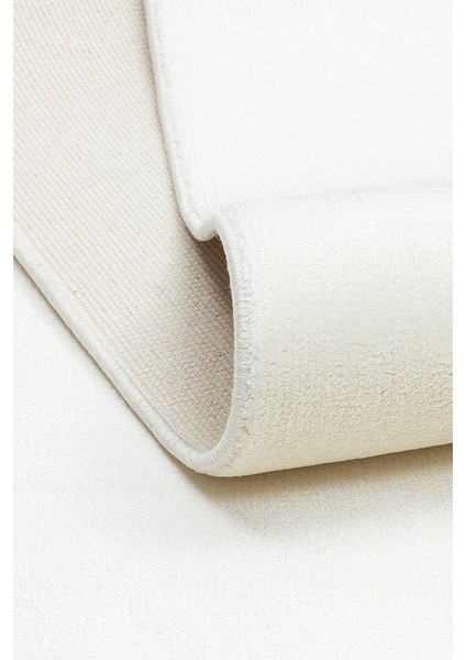 Porto Whıte, %100 Viskon Kullanılarak Üretilmiş, Modern Tasarımlı Sade ve Şık Salon Halısı modelleri