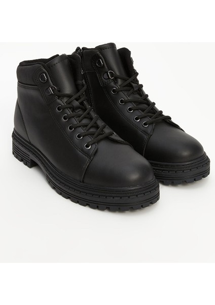 Yeni Sezon Bağcıklı Deri Görünümlü Erkek Bot