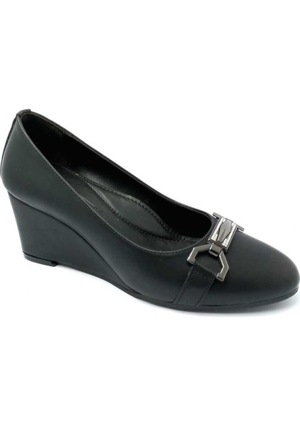 312213 Siyah Dolgu Taban Kadın Ayakkabı