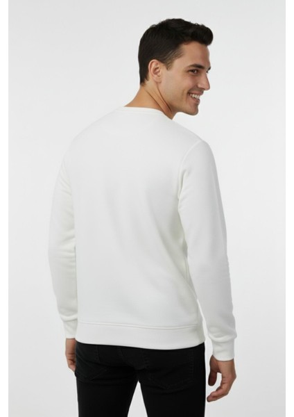 Erkek Mevsimlik Sıfır Yaka Sweatshirt BGL-ST04864 modelleri