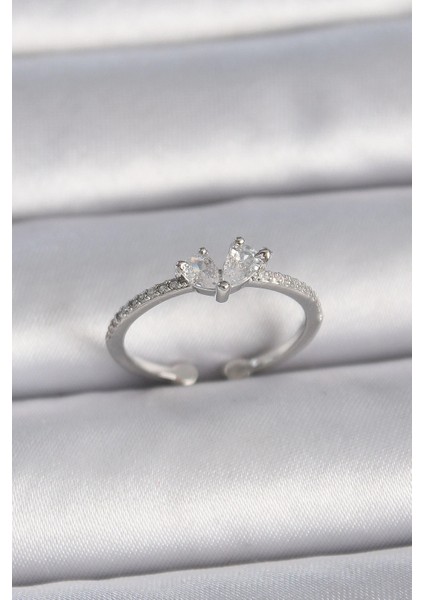 Bfs Pirinç Gümüş Renk Ayaralanabilir Zirkon Taşlı Kalp Model Kadın Yüzük