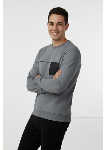 Erkek Mevsimlik Sıfır Yaka Sweatshirt BGL-ST04864 indirimleri