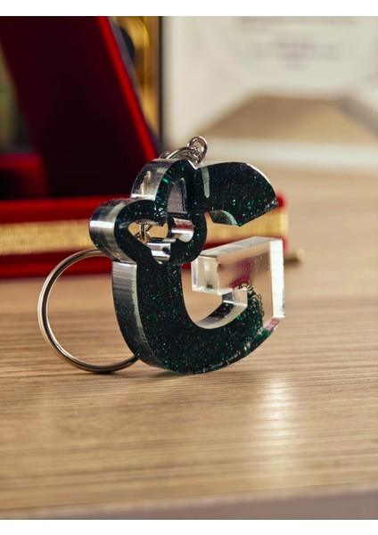 Harfli Anahtarlık Elyapımı Epoksi Anahtarlık Kişiye Özel Hediyelik Ürün Kelebek Desenli Anahtarlık Mağzamızda Tüm Harfler Mevcuttur.