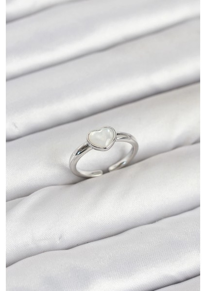 Bfs Pirinç Gümüş Renk Kalpli Kadın Yüzük