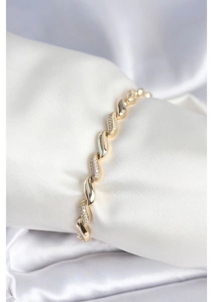 Bfs Pirinç Gold Renk Zirkon Taşlı Sarmal Model Kadın Bileklik