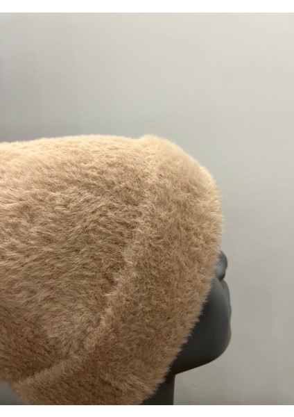 Kadın Yumuşacık Akrilik Kumaş Saçaklı Tüylü Bere – Sıcak Tutucu Kışlık Şapka modelleri