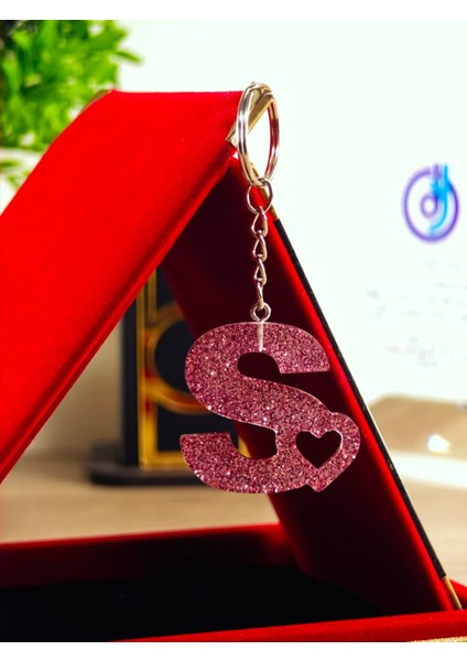 Kalp Desenli Harfli Anahtarlık El Yapımı Epoksi Anahtarlık Kişiye Özel Hediyelik Ürün Mağzamızda Tüm Harfler Mevcuttur. fiyatları