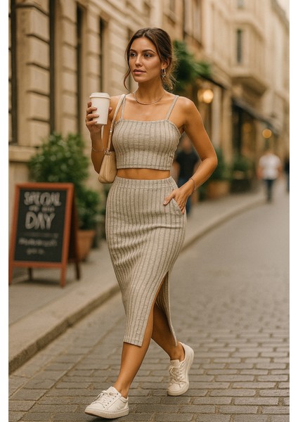 Kadın Kolsuz Askılı Crop Yırtmaçlı Midi Etek Fitilli Kaşkorse Takım