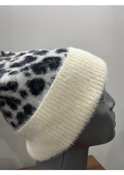 Kadın Yumuşacık Leopar Desenli Akrilik Kumaş Saçaklı Tüylü Bere – Sıcak Tutucu Kışlık Şapka fırsatları